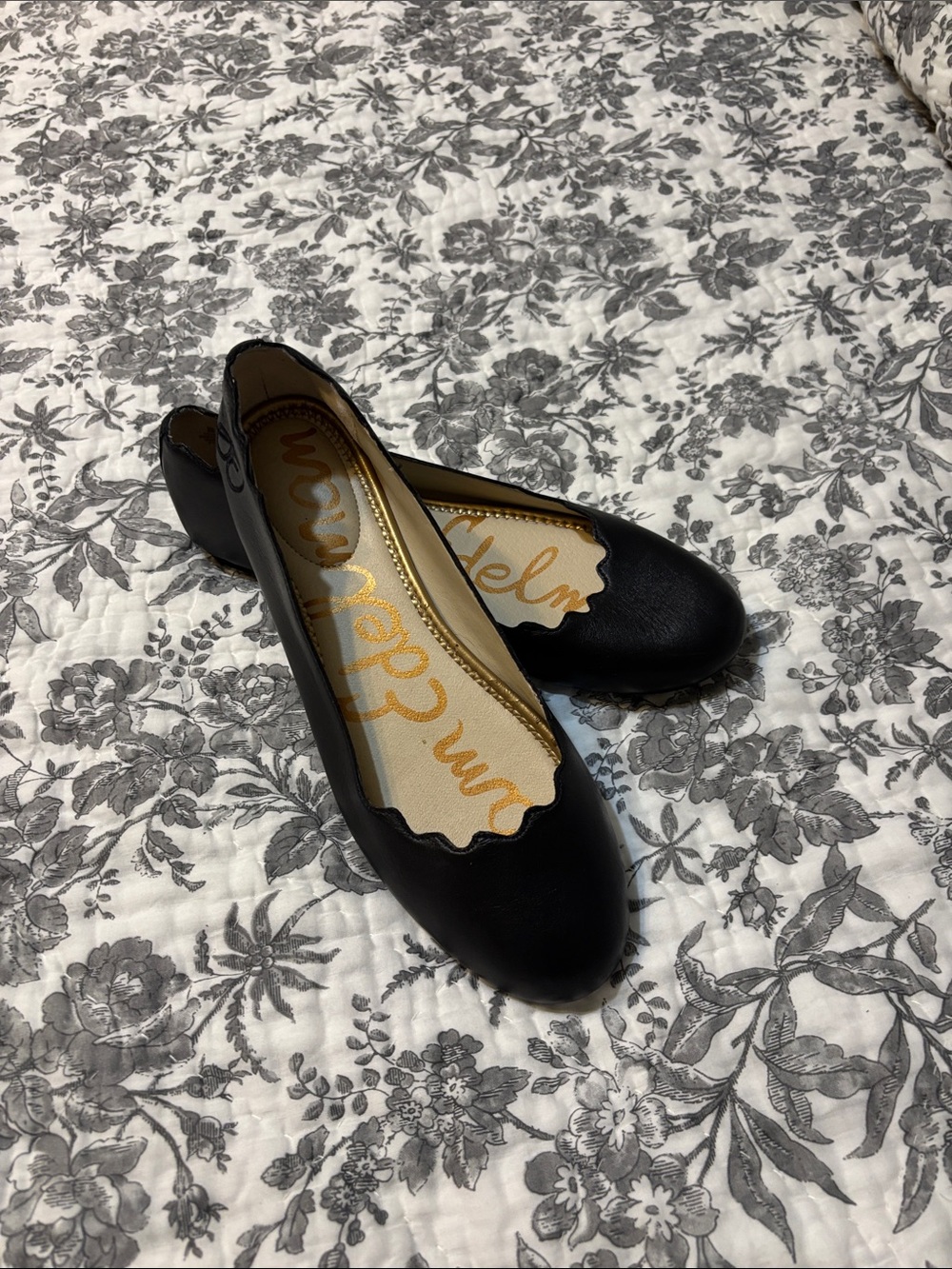 Sam Edelman Black Scalloped-Edge Ballet Flats